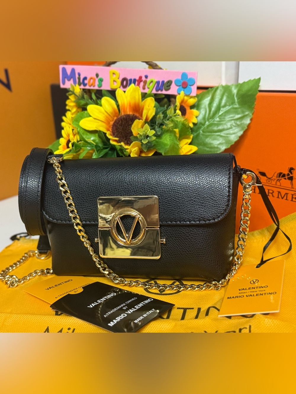 🆕VALENTINO by Mario Valentino Crossbody Bag MSRP: $750